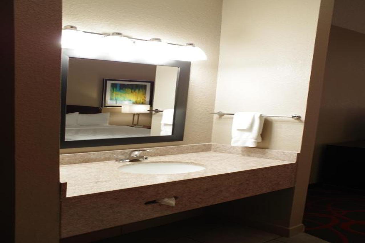 Baymont By Wyndham O'Fallon St. Louis Area Extérieur photo